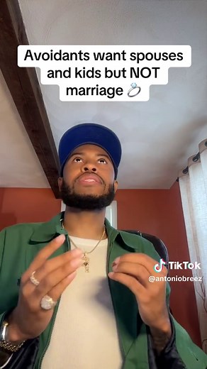 Understanding Avoidant Attachment Styles in Relationships