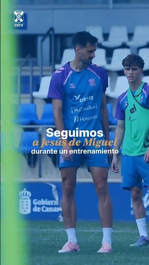 CD Tenerife | Seguimos a Jesús de Miguel durante un entrenamiento | CD Tenerife #shorts #disafío
