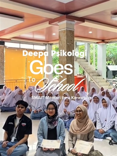 Deepa Psikologi goes to school 🎓✨ Dalam kegiatan Mentari Ilmu Expo Campus, Deepa Psikologi hadir di SMAIT Mentari Ilmu Karawang dengan materi “How to Deal Our Mental Health Resilience” Bersama: Hafnia Rahma Alifa, M.Psi., Psikolog Terima kasih atas antusiasme luar biasa dari seluruh civitas SMAIT Mentari Ilmu Karawang 🤍 #DeepaPsikologi #DeepaGoesToSchool #MentalHealthResilience #MentariIlmu