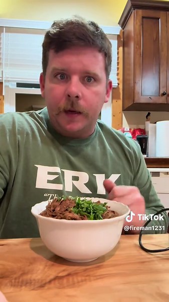 Delicious Birria Beef and Rice Recipe for Dinner