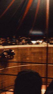 WHEELS AND WAVES 2025 - WALL OF DEATH - INDIAN MOTORCYCLE Le show le plus brut de Wheels and Waves est de retour. Infernal Varanne et son équipe prennent possession du Mur de la Mort sur des Indian d’avant-guerre. Vitesse, précision, adrénaline pure. Un spectacle rare, réservé aux vrais passionnés. Entrée libre avec votre pass Wheels and Waves. Attention, places limitées à chaque session. Ne regardez pas. Vivez-le. #IndianMotorcycle #WheelsAndWaves2025 #WallOfDeath #RideIndian #LegendRide | Indi