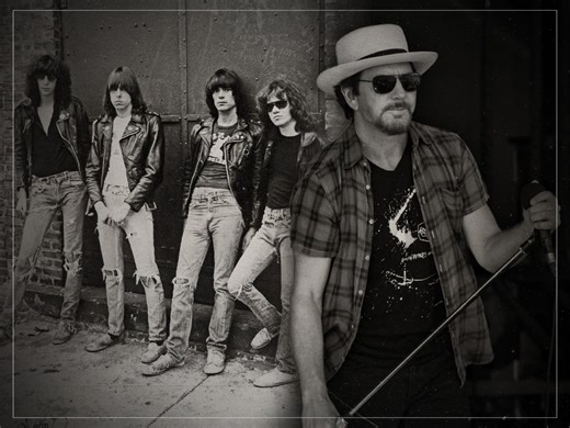 Eddie Vedder said the Ramones should have hated each other