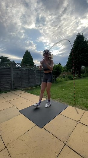 Perfecting Footwork Skills with Slow-Motion Jump Rope Techniques