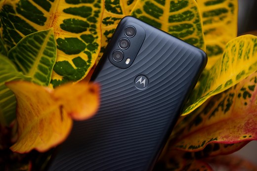 LG's exit helps Motorola become the third largest smartphone brand in the US - Gizmochina