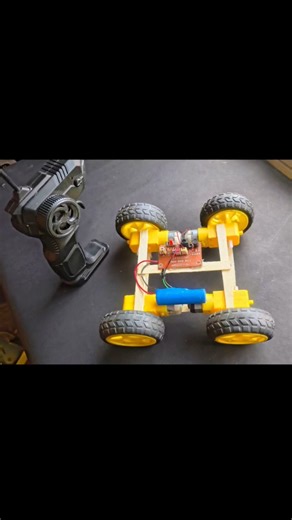 RC 4x4 car diy easy homemade 4 wheel 4 DC motor build