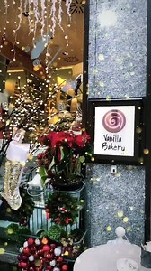 Glitter & Gold💫⭐️🌟 ecco le nostre super calze per vostro 2019🎅🏼🎄⛄️🎉🍾 #glitterandgold #calze #socks #labefanadivanilla @vanillabakerymilano | Vanilla Bakery