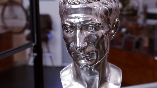 1.6M views · 11K reactions | This seller wants big money for his Julius Caesar bust made entirely out of silver! | The Best of Pawn Stars | Facebook