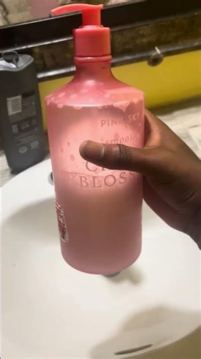 This is how to make random soap 🧼 #shortclips #fyp #shortclips #soap ￼