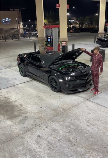 Bout to show everyone what these cars can do #twinturbo #boostedcars #camaro #ghostracing