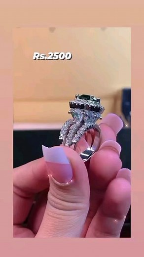 Sterling Silver 925 | The Velvet Box