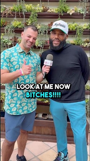 Anthony Anderson got BOOED off stage?! 😂