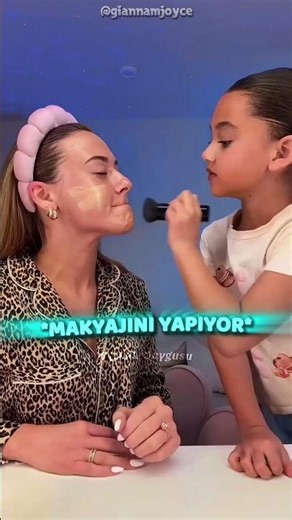 Ablasının Makyajını Yapmakta Israr Etti 😅