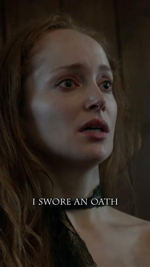 Jamie steps up to protect Claire 💪 | Outlander #short