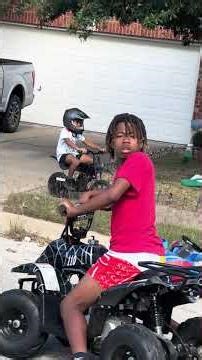 Riding his 1st dirt bike for Christmas 🎄