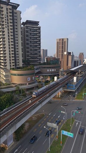 A19 Global Mall環球購物中心【全台首家綠色永續商場】 全台首創運動Ｘ娛樂Ｘ購物Ｘ軌道新生態圈。與商圈共好發展、城市共榮。