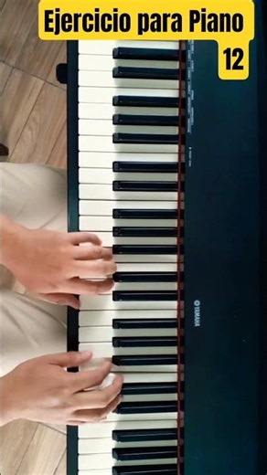 Ejercicio para piano número 12. Del método para piano Hanon #12.