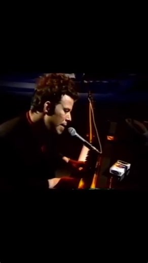 ANTI- RECORDS on Instagram: "@tomwaits performs “Christmas Card From A Hooker In Minneapolis” live on Austin City Limits"