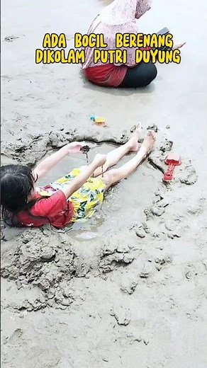 There are kids swimming in the mermaid pool 🥰Part 1205 sibocil