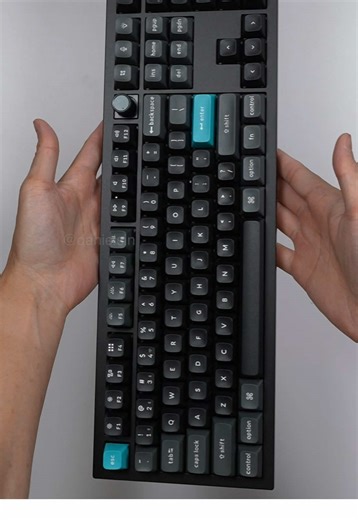 Unboxing the Keychron Q6 8K Mechanical Keyboard