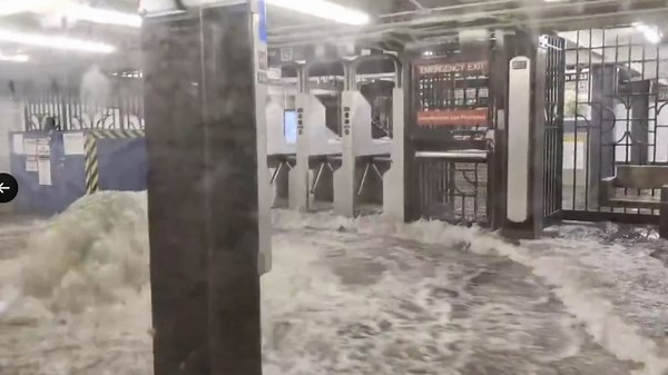 Flash flooding on New York subway