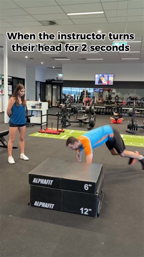You can never trust what your client may do when your not looking 😂 #hardwork #gym #memes | Stromlo Leisure Centre