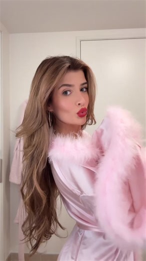 ✩ sami sheen ✩ on Instagram: "💋"