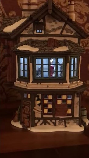 Dept 56 Ebenezer Scrooge's House A Christmas Carol Animated