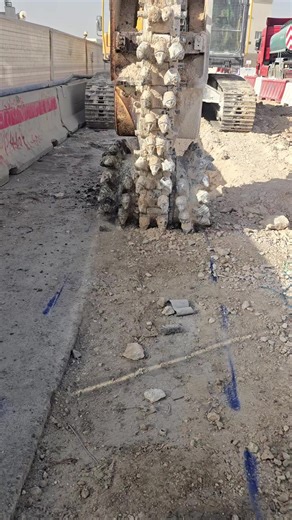 اونست كيو كونستركشن في دولة قطر 🇶🇦 والمملكة العربية السعودية 🇸🇦 أعمال الحفر بالمعدات الثقيلة هي عمليات تشمل الحفر، الصرف الصحي صرف الامطار و الهدم، التسوية، ورفع المواد باستخدام آلات ضخمة مثل الحفارات، اتشين قطر درم قطر اللوادر، والبوكلين. #السعوديه_قطر_الخليج_فلسطين_الامارات_البحرين_عمان_الكويت_العراق #مصر_الجزائر_سوريا_اليمن_السودان_فلسطين_دبي_العراق_السعودية #المغرب_الامارات_ليبيا_موريتانيا_لبنان_السودان_تونس #تعليقاتكم_لايك_كومينت_اكسبلور #مشاركة_ليصلكم_كل_جديد❤️❤️✌️