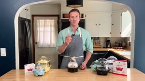 Dash Rapid Egg Cooker - Boiler, Poacher & Steamer - Includes Measuring & Recipe Guide - Dishwasher Safe - Holds 7 Eggs, Red