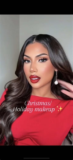 Who’s glamming up for Xmas? 💁🏻‍♀️✨ Products: Eyeshadow @ColourPop Cosmetics Lashes @Lurellacosmetics Foundation @Armani beauty Concealer @Hourglass Cosmetics Powder @Huda Beauty Blush @Pretty Vulgar Cosmetics Lips @Morphe Cosmetics @NARS Cosmetics #holidaymakeup #makeuptransformation #makeuptutorial #christmas #grwm