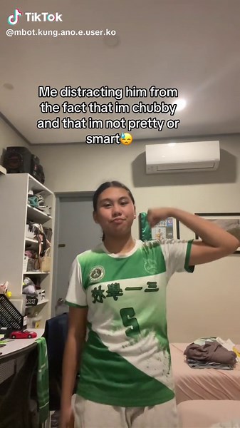 Fun Gestures to Boost Confidence While Being Playful