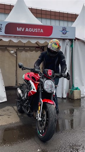 MV Agusta Indonesia | Dragster RC SCS 800. Launch control engaged. No hesitation, just pure mechanical aggression. The first few seconds say everything. This is... | Instagram