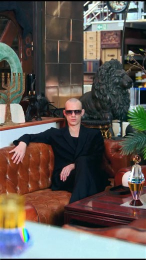 Celebrating 50 years of Iconic Eyewear. Since 1975, CAZAL has stood for bold design, uncompromising quality, and a style that challenges convention. As we celebrate our 50th anniversary, we‘re not just reflecting on our legacy, we‘re shaping the future. CAZAL has Never been just an accessory. It‘s a statement. A mindset. A cultural force. Our expressive silhouettes and daring contrasts have defined generations and continue to inspire. Based on a original 1991 sketch by Cari Zalloni, the MOD050 i