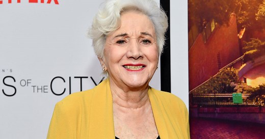 Olympia Dukakis dies at 89
