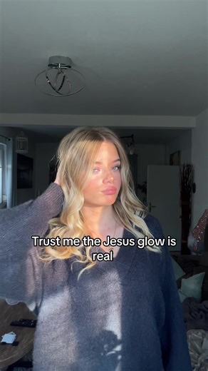 wlt.ln (@wlt.ln)’s videos with som original - Royal songs