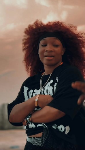 Happy birthday to me and also celebrating the #1 song in the country,God is involve 🙏🏽 | Melodi official