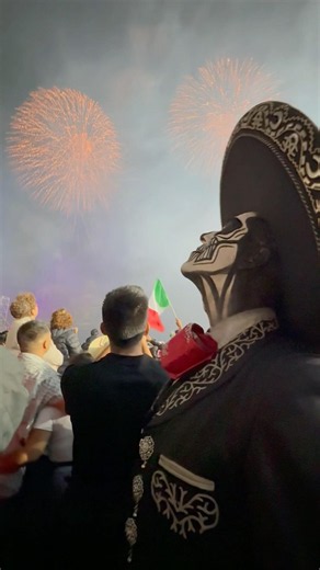 ¡ Viva México ! 🇲🇽 el Charro González, recuerda el grito de independencia en el Zócalo 2025￼