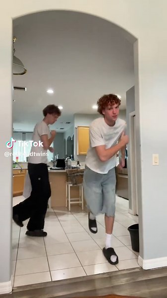 ##fypシ##redheadtwins##thetwinsdoitbest | linguini twin brother