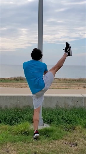 Mastering the Cartwheel: Step-by-Step Guide #cartwheel #howtodocartwheel #cartwheeltutorial