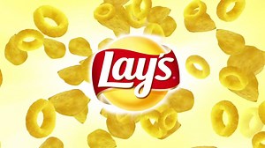 En cuanto pruebes las Lay’s® Mix no pararás de soñar con patatas y aros… ¡Deliciosas! | Lay's España