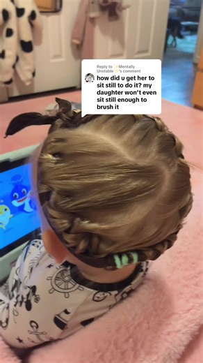 Replying to @✨Mentally Unstable✨ any type of distraction I will do to have her sit this still for so long 😂 praying it actually works this time 🤞🏼#heatlesscurlsonmytoddler #heatlesscurlstutorial #toddlergirlmom #girlmom #motherhood