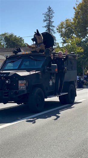 The Parade of Champions is officially underway! We’re proud to lead the way and celebrate all that makes Santa Clara great with our amazing community. | Santa Clara Police Department