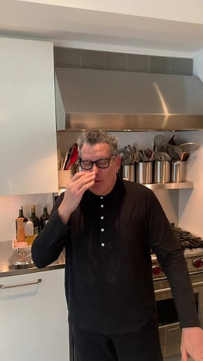 Born to run… in heels! #HelloIsaac | Hello Isaac