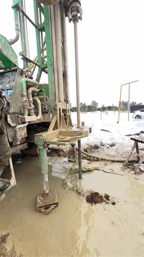 Вот так, медленно, но верно бурим скальник PDC долотом 165 мм #бурение #гидрогеология #вода #нурлы #астана