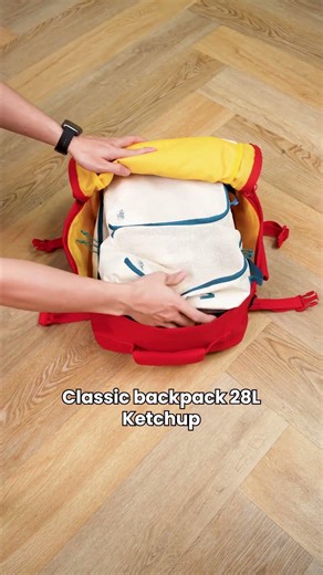 Classic 28L Backpack - Ketchup