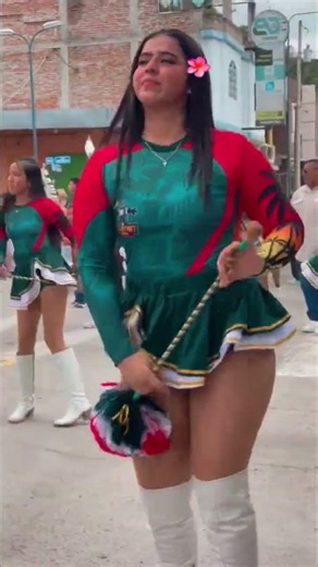 #dance #dancecraze #folklore #bastoneras #humor #milindoecuador #cosplay