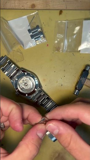 Tag Heuer Carrera link adjustment! #tagheuer #watches #luxurywatches