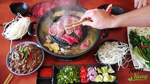 7.4K views · 19 reactions | Chef Chris shows us how to cook authentic Viatnamese Pho Bo Beef Noodle Soup! TomYang BBQ, give joy, give time together, give coziness.  Visit our Christmas-Shop: https://en.shop.tomyang-bbq.com/collections/all | TomYang BBQ | Facebook