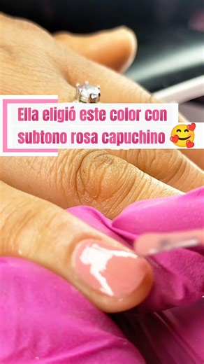 Uñas nude con francés dorado ✨ #uñas #nails #nailart #manicure #naildesign