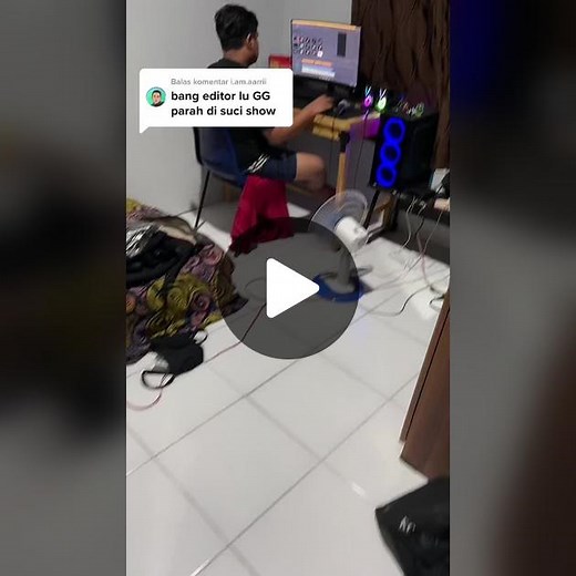 Balas @i.am.aarrii saya ajaaa 🤣🤣